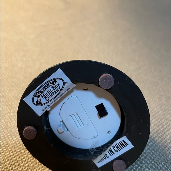 San Francisco Music Box Co SMALL Musical Christmas Tree, 4” Tall - Picture 4 of 4